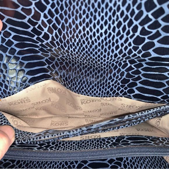 MICHAEL KORS Blue Gold Snakeskin Reptile Python Long Bifold Wallet - Picture 10 of 13